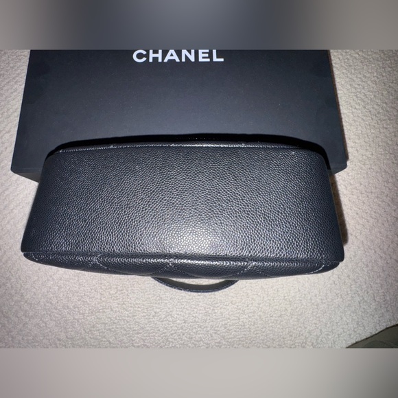 Chanel Timeless Vanity Case- 23P Top handle - Picture 7 of 10